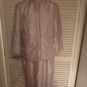 Jessica Howard 2 pc lined long dress jacket golden beige sz 8 beading on jacket